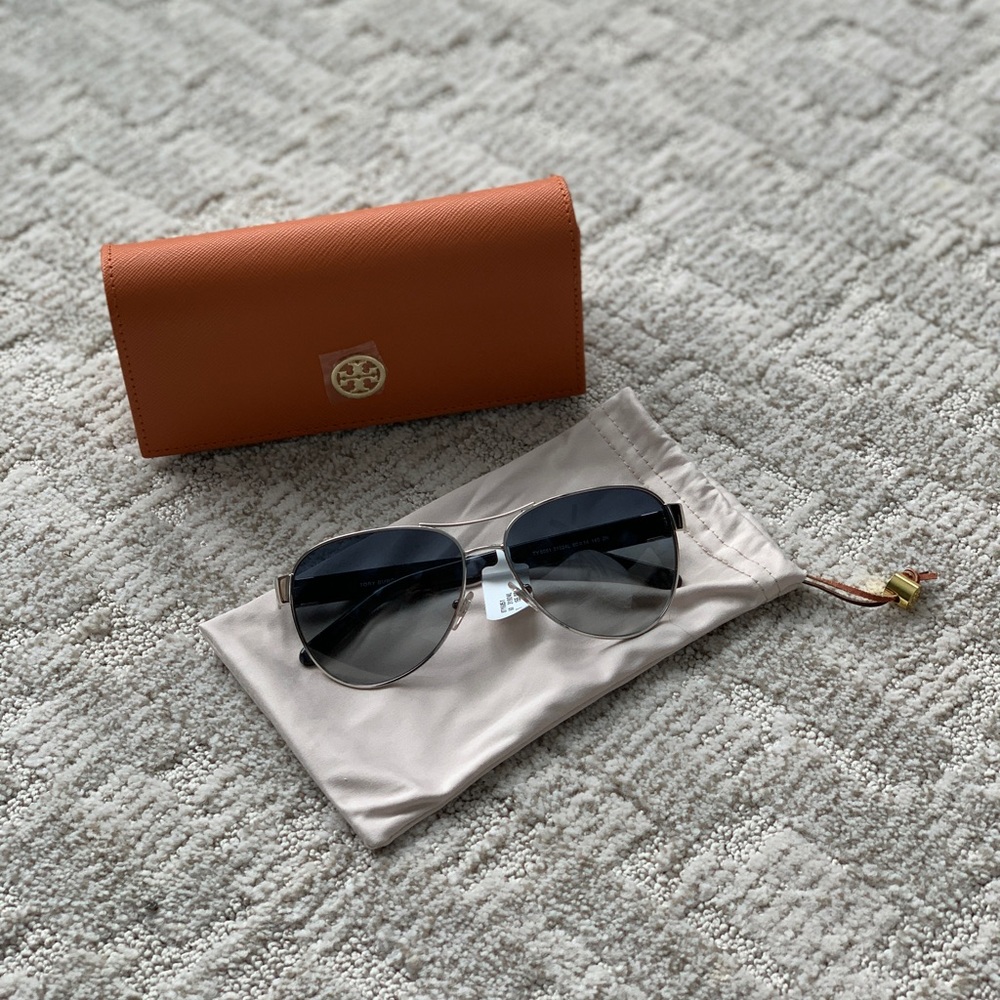 NWT Tory Burch Aviators
